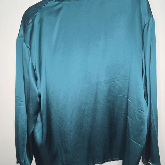Victoria's Secret Teal 100% Silk Blouse Vintage - Picture 2 of 5